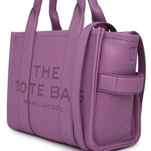 The Marc Jacobs Medium Tote Bag